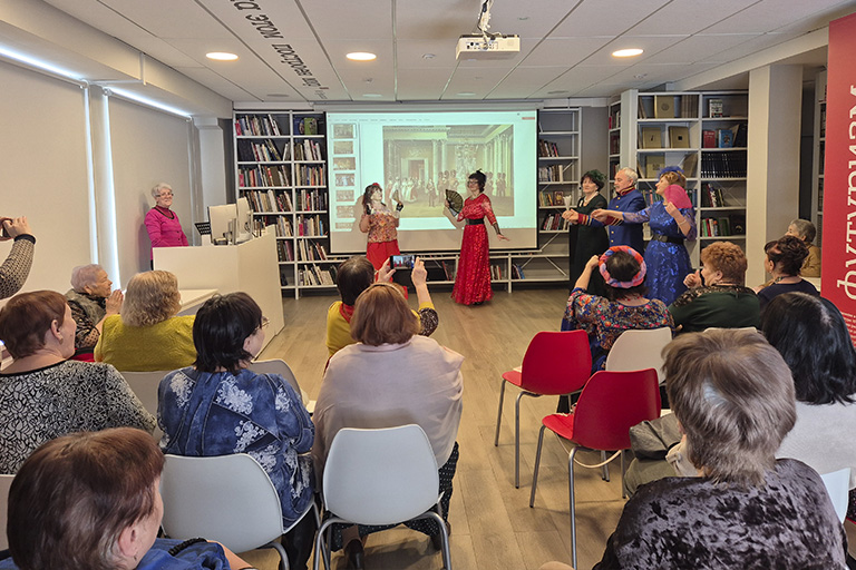 Подробнее о статье Участнице клуба «Вдохновение» 90 лет